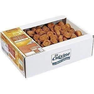 EN CUISINE ; Babas savarins EN CUISINE – la caissette de 76 pièces