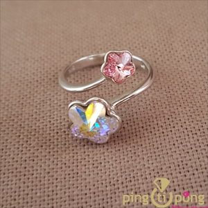 Bague SPARK  « Fleurs » changeantes en argent et cristaux de luxe