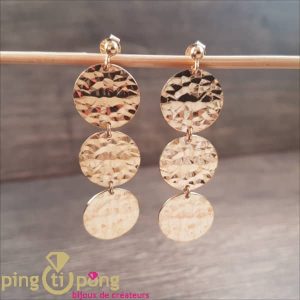 Boucles d&rsquo;oreilles en vermeil martelé signées Olivier Lafond