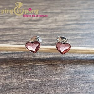 Boucle d&rsquo;oreille Spark en forme de coeur en argent et swarovski rose tendre