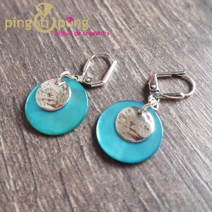Boucles d&rsquo;oreilles en nacre bleu canard LA PETITE SARDINE