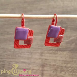 Boucles d&rsquo;oreilles vintage rouge et émail violet