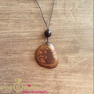 Collier écologique Green-Age original en tagua beige