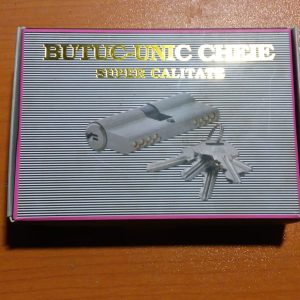 CYLINDRE INCOPIABLE A 5 CLES UNIC CHEIECHROME DORE