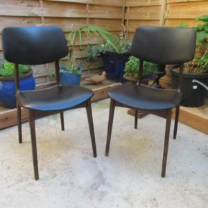 Paire de chaise Stella année 50/60 bois skaï Léon Ruisseau mobilier design contemporain scandinave