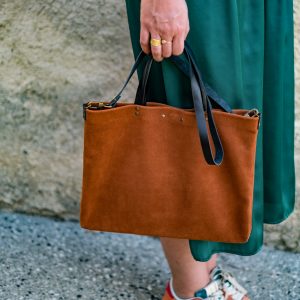 Fabriquez votre tote-bag en cuir grâce à un atelier maroquinerie