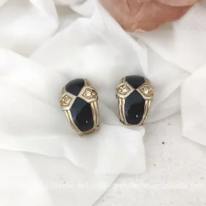 Boucles d&rsquo;oreilles vintages incrustaions noires et strass