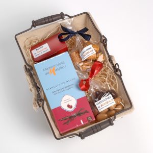 Coffret gourmand « Panière-sucrée »