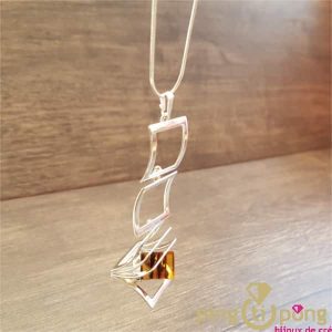 Collection FLOWER : collier en argent massif et pavés d&rsquo;ambre OSTROWSKI Design